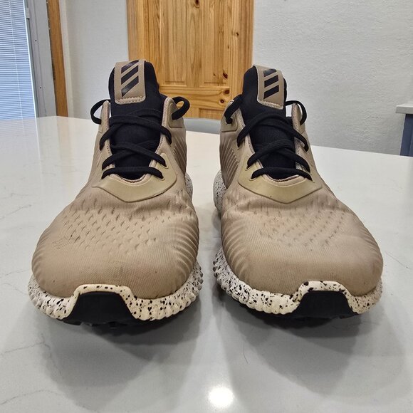 Adidas Alphabounce 1 'Trace Khaki' running shoe.  - Picture 4 of 12